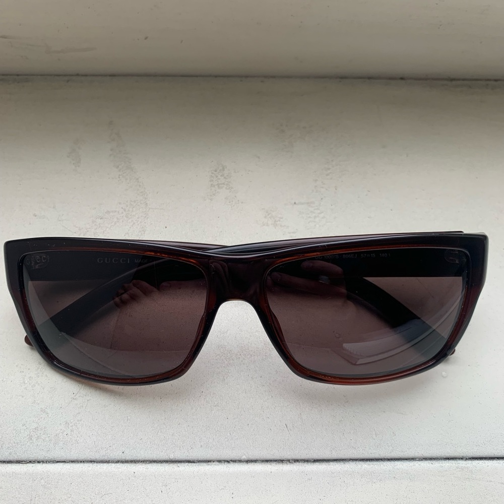 Men Gucci Brown Sunglasses- Great condition